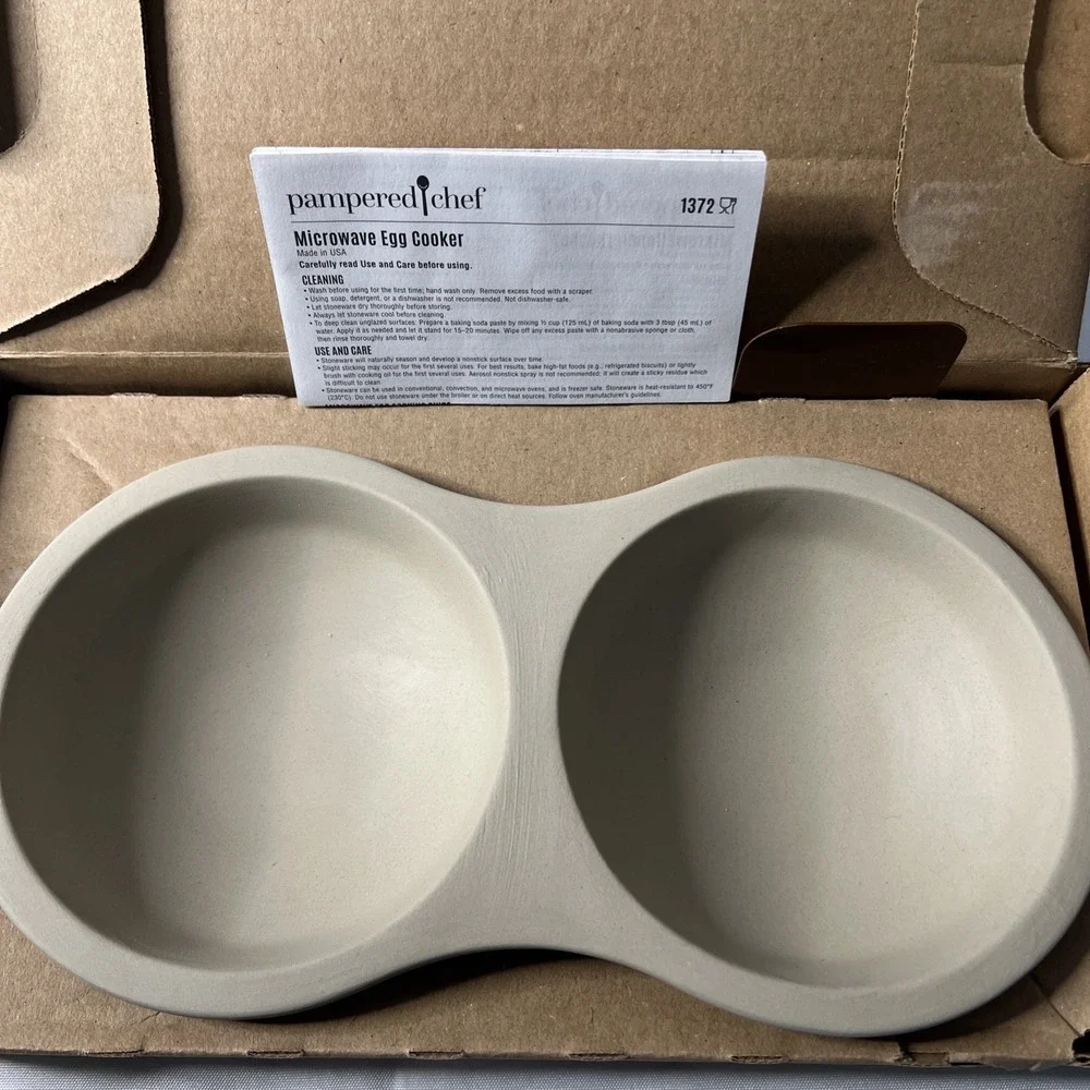 Pampered Chef Stoneware Microwave Double Egg Cooker 1372 USA NIB